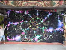 Charger l'image dans la galerie, Changatrix tenture UV psychédélique fractal