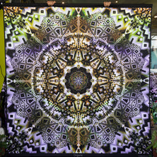 Charger l'image dans la galerie, Organic UV psychedelic trippy Mandala tapestry by crealab108 Koh Pha ngan