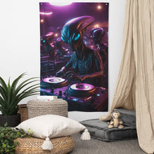 Charger l&#39;image dans la galerie, Aliens Party Tapestry - Cosmic Psychedelic Wall Hanging Alien Party Backdrop
