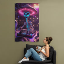 Charger l&#39;image dans la galerie, Shroobidoo Mix Tapestry - Cosmic Psychedelic Wall Hanging Alien Backdrop
