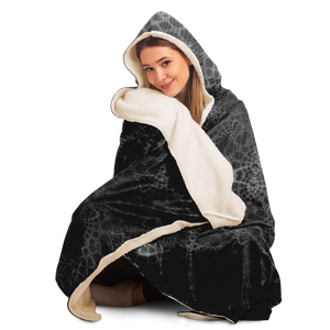The Grid Hooded Blanket - AOP