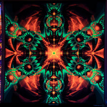Charger l&#39;image dans la galerie, Reptilian Gate Psychedelic Mandala Fractal UV Tapestry - Crealab108
